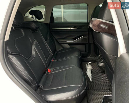 Белый Haval H6, объемом двигателя 2 л и пробегом 39 тыс. км за 21900 $, фото 11 на Automoto.ua