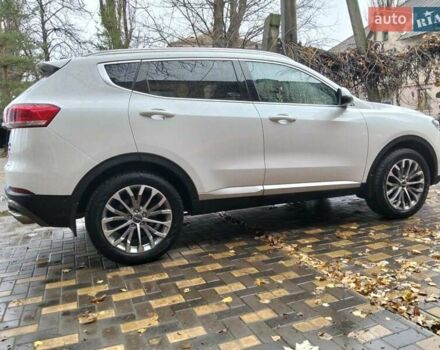 Белый Haval H6, объемом двигателя 2 л и пробегом 63 тыс. км за 16000 $, фото 1 на Automoto.ua