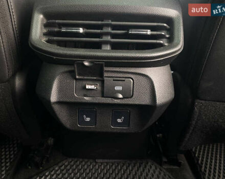 Белый Haval H6, объемом двигателя 2 л и пробегом 39 тыс. км за 21900 $, фото 31 на Automoto.ua