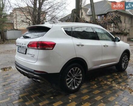 Белый Haval H6, объемом двигателя 2 л и пробегом 63 тыс. км за 16000 $, фото 2 на Automoto.ua