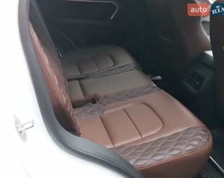 Белый Haval H6, объемом двигателя 2 л и пробегом 63 тыс. км за 16000 $, фото 13 на Automoto.ua