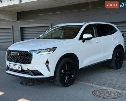 Белый Haval H6, объемом двигателя 2 л и пробегом 75 тыс. км за 18999 $, фото 1 на Automoto.ua