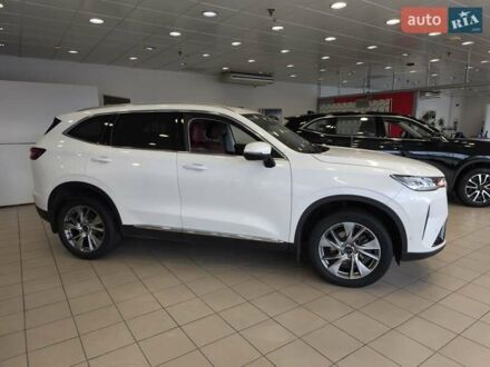 Белый Haval H6, объемом двигателя 2 л и пробегом 55 тыс. км за 21000 $, фото 1 на Automoto.ua