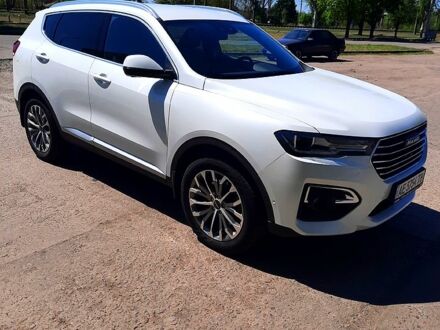 Белый Haval H6, объемом двигателя 2 л и пробегом 390 тыс. км за 18600 $, фото 1 на Automoto.ua
