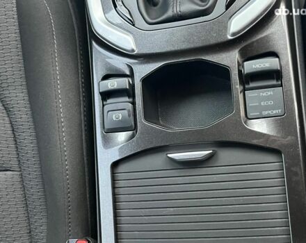 Черный Haval H6, объемом двигателя 2 л и пробегом 59 тыс. км за 15790 $, фото 19 на Automoto.ua