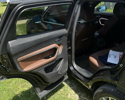 Чорний Haval H6, об'ємом двигуна 1.97 л та пробігом 123 тис. км за 15600 $, фото 4 на Automoto.ua