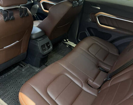 Чорний Haval H6, об'ємом двигуна 1.97 л та пробігом 123 тис. км за 15600 $, фото 5 на Automoto.ua