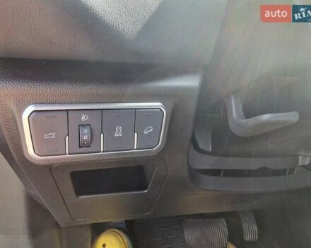 Чорний Haval H6, об'ємом двигуна 2 л та пробігом 18 тис. км за 25500 $, фото 18 на Automoto.ua