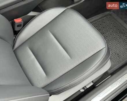 Чорний Haval H6, об'ємом двигуна 2 л та пробігом 49 тис. км за 20500 $, фото 65 на Automoto.ua