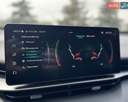Черный Haval H6, объемом двигателя 2 л и пробегом 71 тыс. км за 19900 $, фото 79 на Automoto.ua