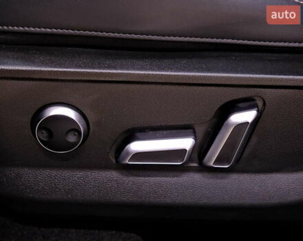 Черный Haval H6, объемом двигателя 2 л и пробегом 56 тыс. км за 17900 $, фото 25 на Automoto.ua