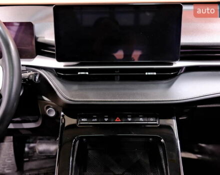 Черный Haval H6, объемом двигателя 2 л и пробегом 56 тыс. км за 17900 $, фото 16 на Automoto.ua