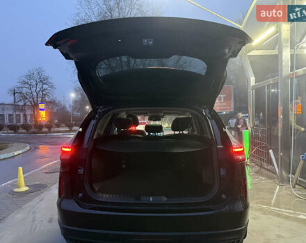 Черный Haval H6, объемом двигателя 2 л и пробегом 29 тыс. км за 25500 $, фото 23 на Automoto.ua