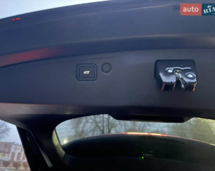 Черный Haval H6, объемом двигателя 2 л и пробегом 29 тыс. км за 25500 $, фото 24 на Automoto.ua