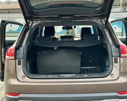 Коричневый Haval H6, объемом двигателя 2 л и пробегом 102 тыс. км за 19300 $, фото 4 на Automoto.ua