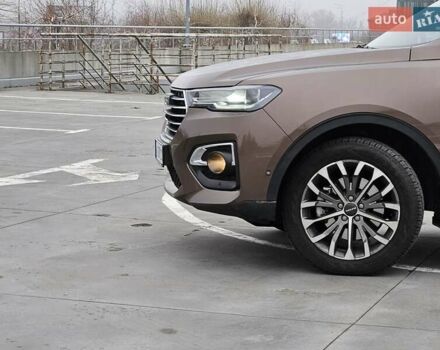 Коричневый Haval H6, объемом двигателя 1.97 л и пробегом 11 тыс. км за 19900 $, фото 40 на Automoto.ua