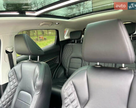 Красный Haval H6, объемом двигателя 2 л и пробегом 60 тыс. км за 15500 $, фото 16 на Automoto.ua