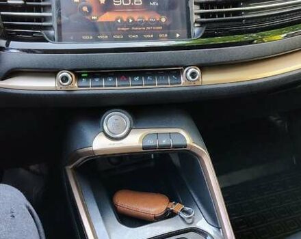 Красный Haval H6, объемом двигателя 1.97 л и пробегом 15 тыс. км за 15500 $, фото 9 на Automoto.ua