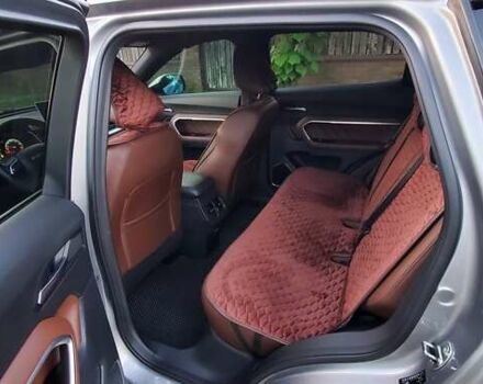 Серый Haval H6, объемом двигателя 1.97 л и пробегом 130 тыс. км за 14900 $, фото 5 на Automoto.ua