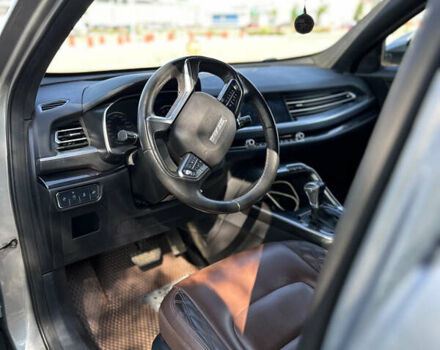 Серый Haval H6, объемом двигателя 1.97 л и пробегом 84 тыс. км за 17000 $, фото 6 на Automoto.ua