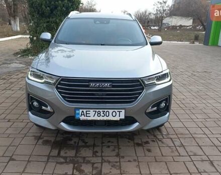 Серый Haval H6, объемом двигателя 1.97 л и пробегом 96 тыс. км за 16000 $, фото 2 на Automoto.ua