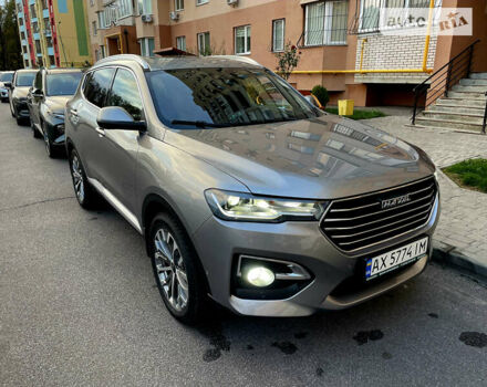 Сірий Haval H6, об'ємом двигуна 1.97 л та пробігом 50 тис. км за 17900 $, фото 3 на Automoto.ua