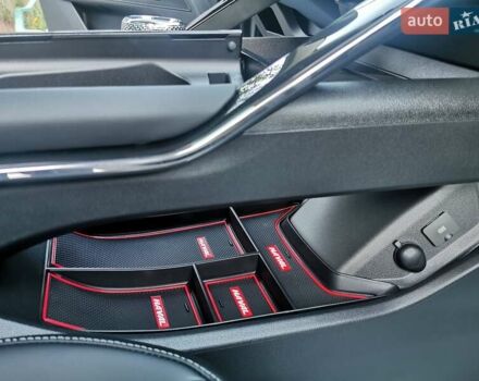 Сірий Haval H6, об'ємом двигуна 2 л та пробігом 54 тис. км за 24000 $, фото 41 на Automoto.ua