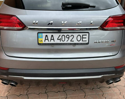 Серый Haval H6, объемом двигателя 1.97 л и пробегом 93 тыс. км за 16300 $, фото 5 на Automoto.ua