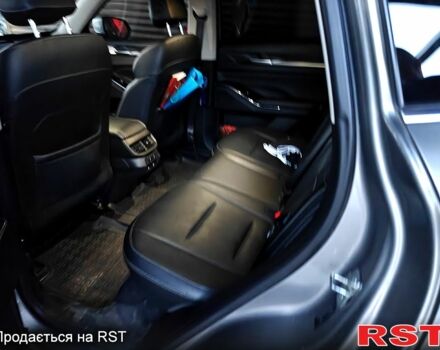 Серый Haval H6, объемом двигателя 2 л и пробегом 44 тыс. км за 21000 $, фото 4 на Automoto.ua
