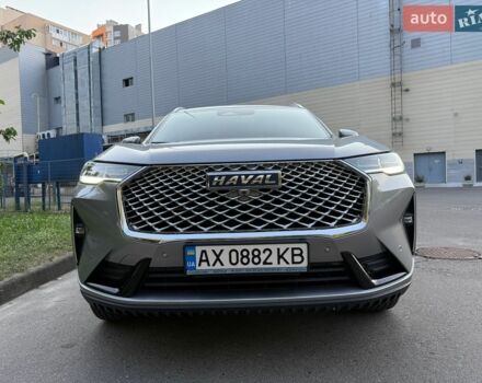 Серый Haval H6, объемом двигателя 2 л и пробегом 40 тыс. км за 18499 $, фото 1 на Automoto.ua