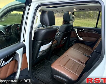 Haval H9 2018 в Черкассах на Automoto.ua Белый Haval H9, объемом двигателя 2 л и пробегом 149 тыс. км за 18000 $, фото 6 на Automoto.ua