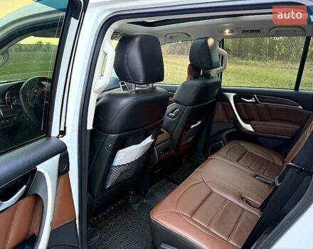 Haval H9 2018 в Черкассах на Automoto.ua Белый Haval H9, объемом двигателя 2 л и пробегом 149 тыс. км за 18000 $, фото 6 на Automoto.ua