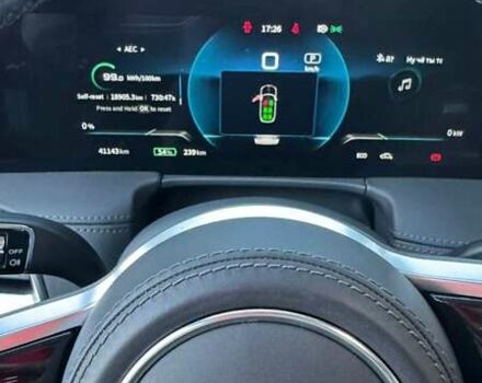 Чорний Hongqi E-HS9, об'ємом двигуна 0 л та пробігом 42 тис. км за 55000 $, фото 9 на Automoto.ua