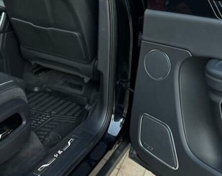 Чорний Hongqi E-HS9, об'ємом двигуна 0 л та пробігом 42 тис. км за 55000 $, фото 4 на Automoto.ua