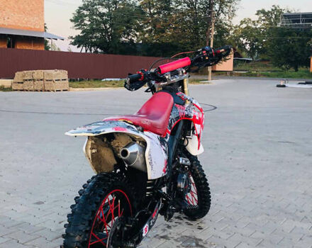 Красный Hornet Dakar, объемом двигателя 0.25 л и пробегом 5 тыс. км за 1300 $, фото 2 на Automoto.ua