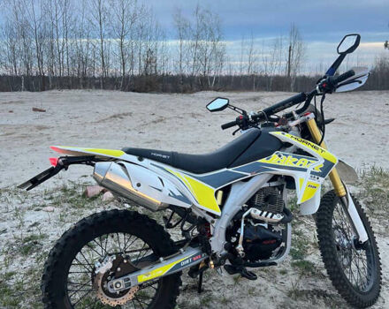 Желтый Hornet Dakar, объемом двигателя 0.25 л и пробегом 2 тыс. км за 1649 $, фото 4 на Automoto.ua
