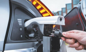 Какие электромобили могут питать бытовую технику