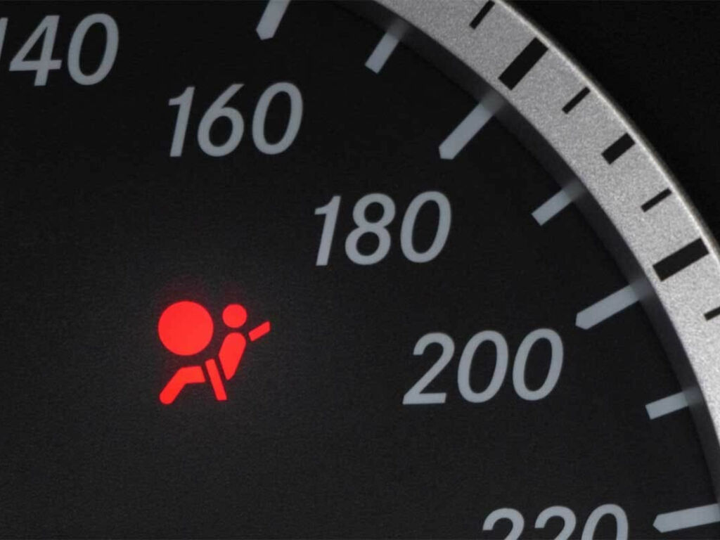 Чому загоряється Check AirBag