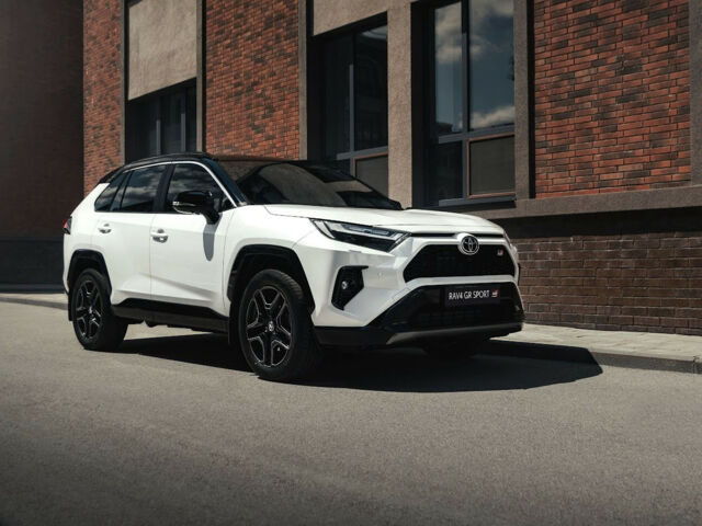 Новый Toyota RAV4