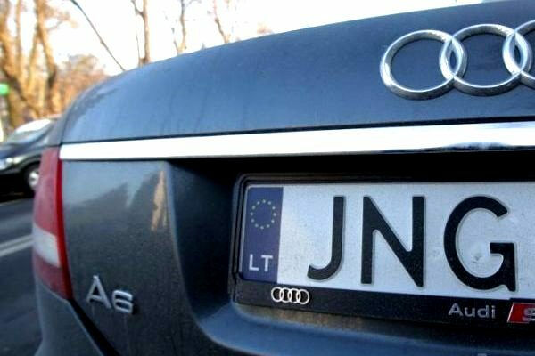 Как хотят легализировать авто на иностранных номерах?