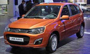 Lada Kalina доступна в 10 комплектациях Lada Kalina доступна в 10 комплектациях