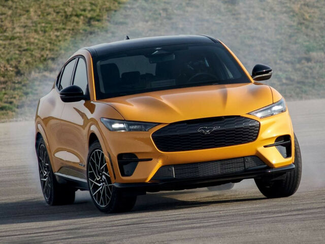 Ford Mustang Mach-E 2022 с автопилотом Выбрать Форд Мустанг Mach-E 2022 с технологией автономного вождения