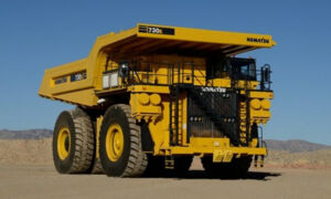 Самосвал Komatsu 730Е-8 АС с электроприводом переменного тока Новый самосвал Komatsu 730Е-8 АС