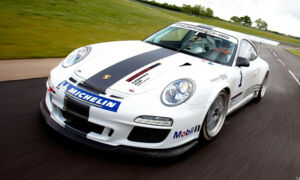 Особенности Porsche 911 GT3 Cup Особенности Porsche 911 GT3 Cup
