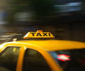Робота на таксі на своїй машині: наскільки це вигідно?