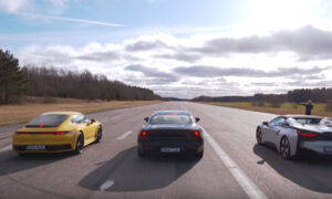 Porsche 911 Carrera BMW i8 Polestar 1 гонка фото