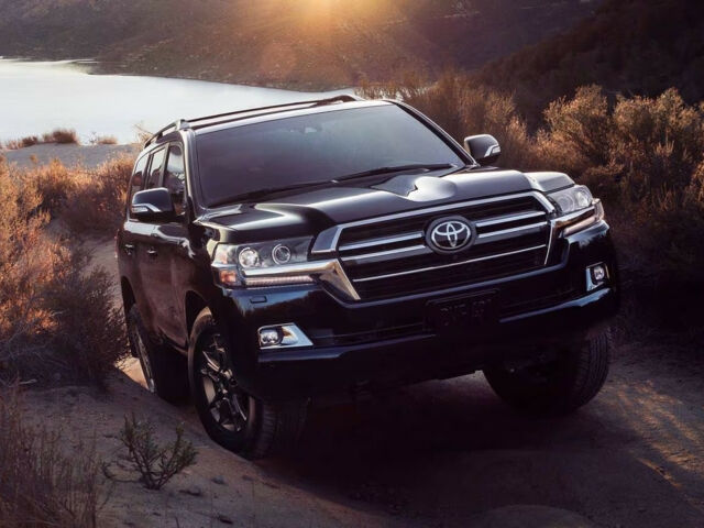 Toyota Land Cruiser Prado Вибрати новий Тойота Ленд Крузер Прадо