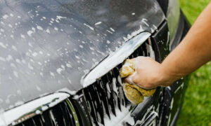 Особенности весеннего мытья автомобиля
