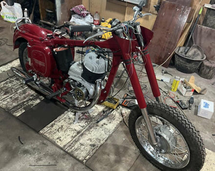 Jawa (ЯВА) 250, об'ємом двигуна 0 л та пробігом 300 тис. км за 2000 $, фото 2 на Automoto.ua