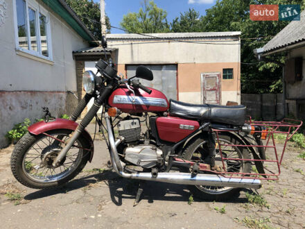 Jawa (ЯВА) 350 1985 в Дубно на Automoto.ua Красный Jawa (ЯВА) 350, объемом двигателя 0.35 л и пробегом 9 тыс. км за 950 $, фото 1 на Automoto.ua